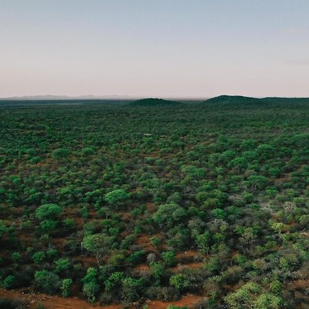 ホテル Kifaru Bush Camp オウチョ エクステリア 写真